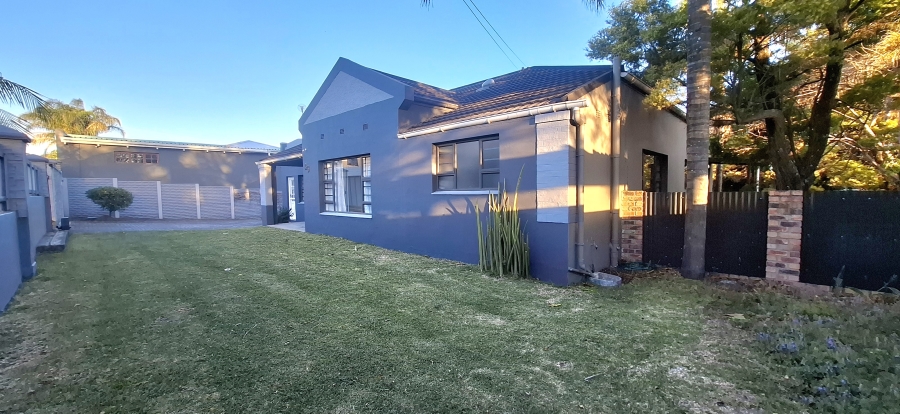 4 Bedroom Property for Sale in Berea Eastern Cape